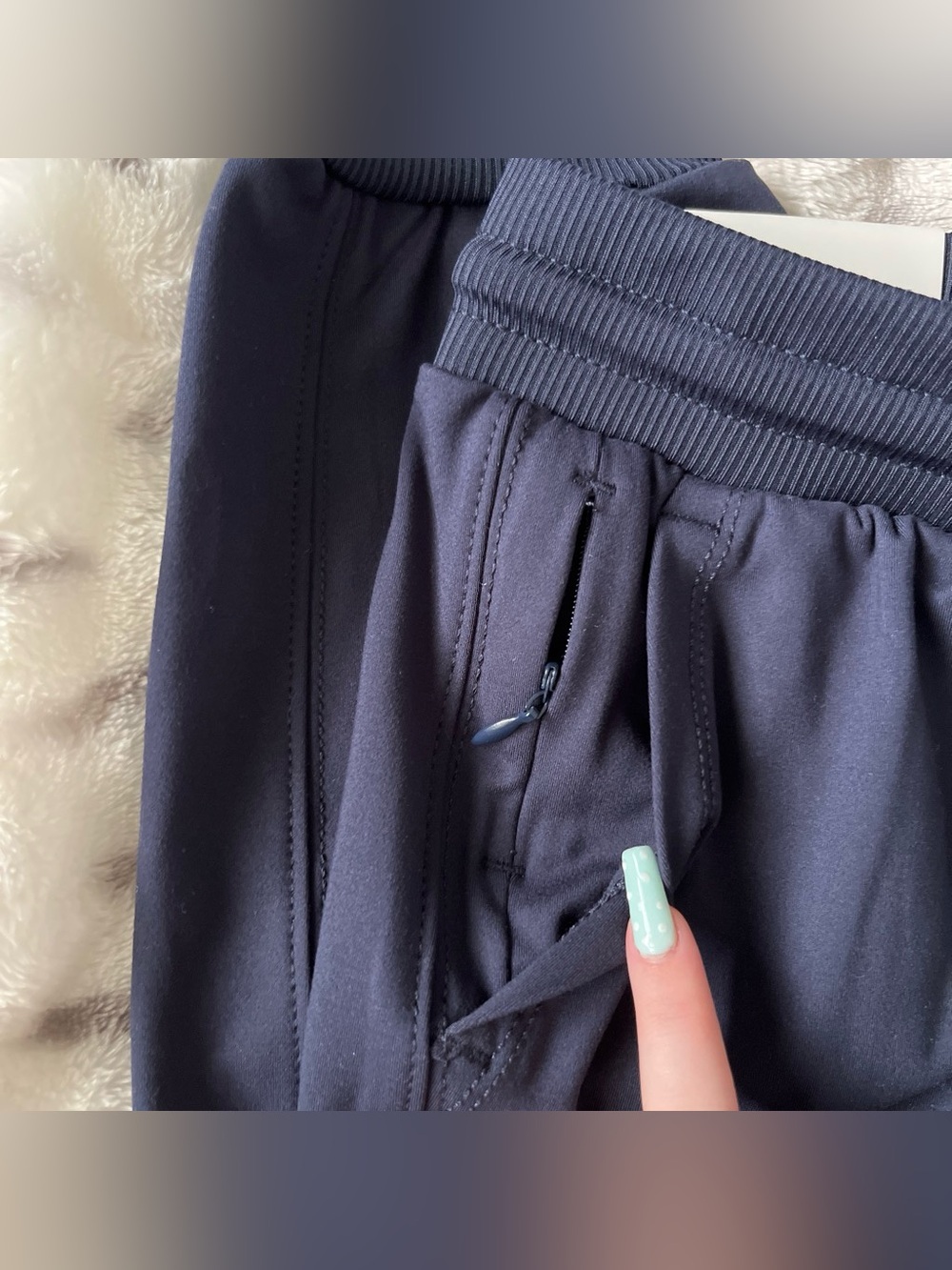 Lululemon Women's Small Navy Blue Joggers - Picture 2 of 4